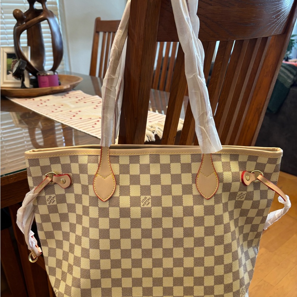 Checkered never full mm white & grey Tote Bag no pouch included NWOT